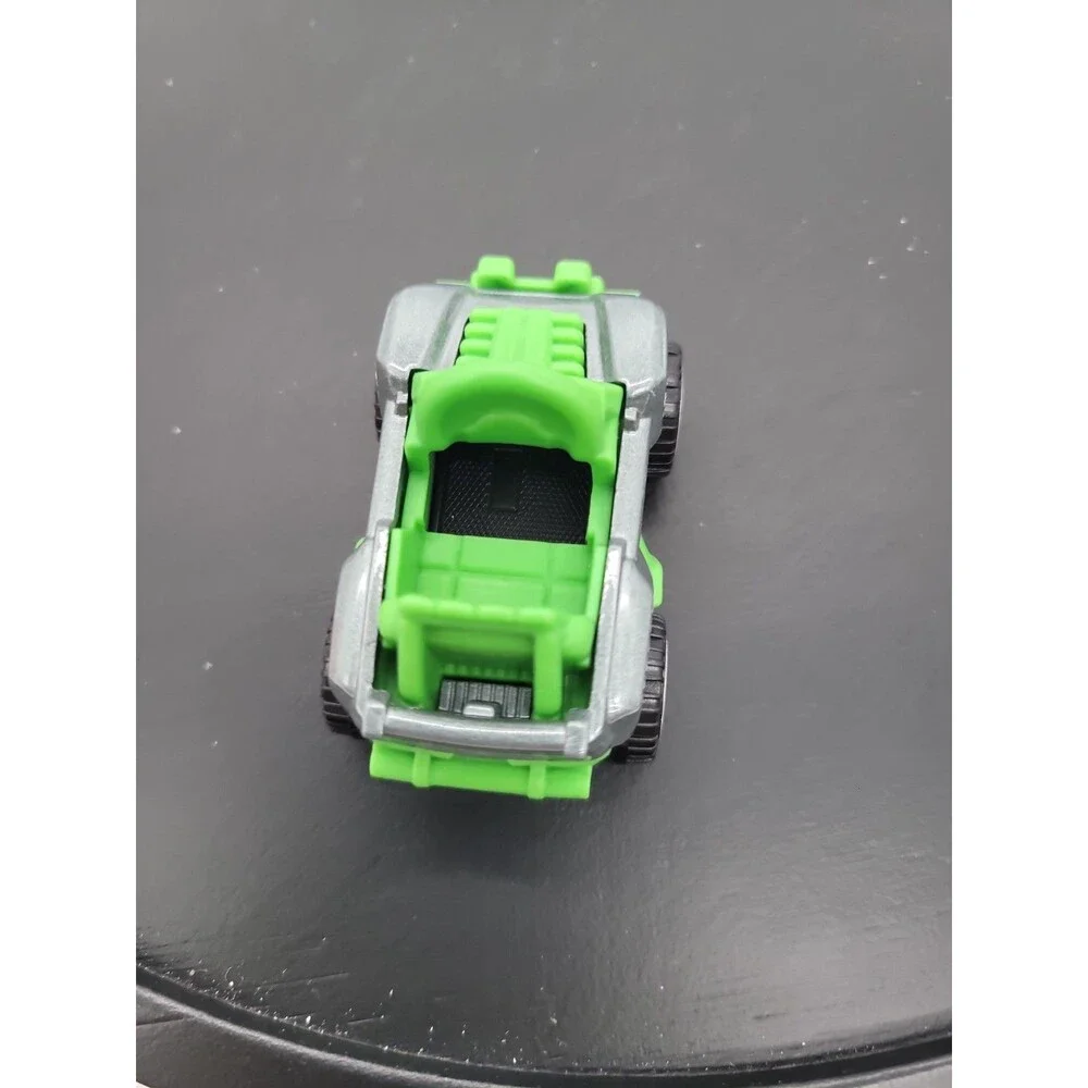 2017  Hot  Wheels BOGZILLA Green & Gray 1:64 DIiecast Car  with Black & White